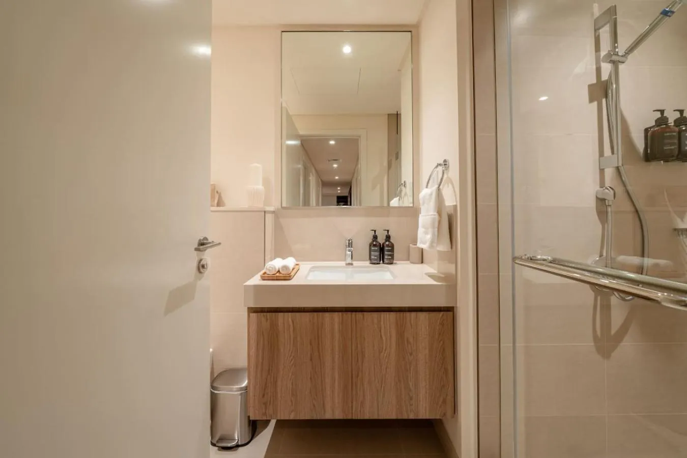 Apartment Seraya Residence 11 - 3Bdr - Private Jacuzzi And Infrared Sauna Dubai United Arab Emirates