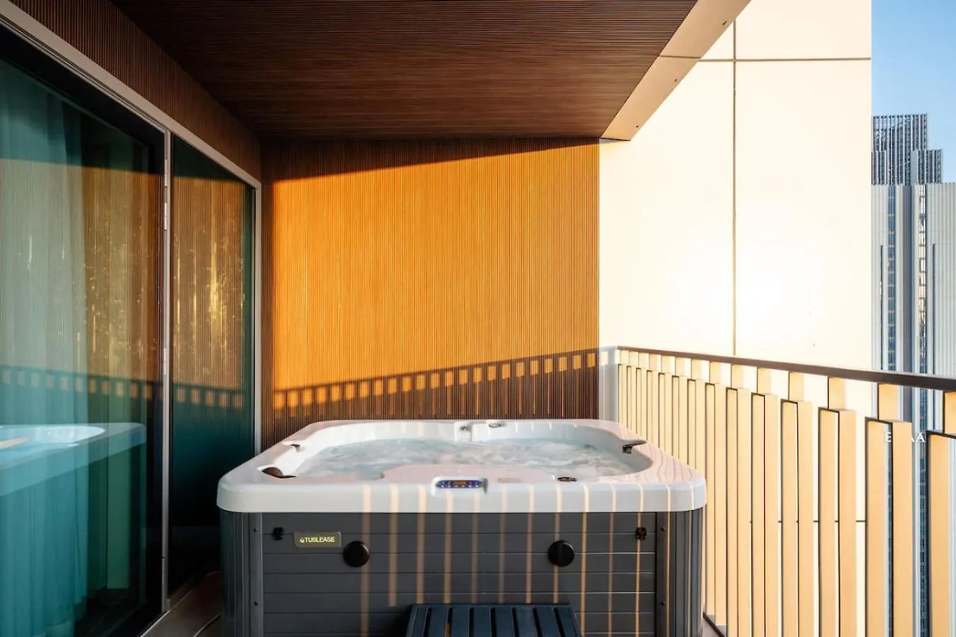 Seraya Residence 11 - 3Bdr - Private Jacuzzi And Infrared Sauna Dubai Apartment