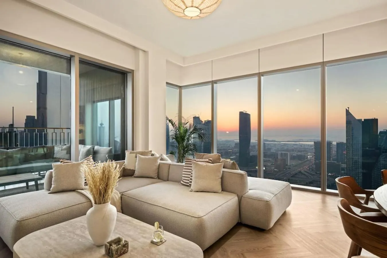 Seraya Residence 11 - 3Bdr - Private Jacuzzi And Infrared Sauna Dubai Apartment